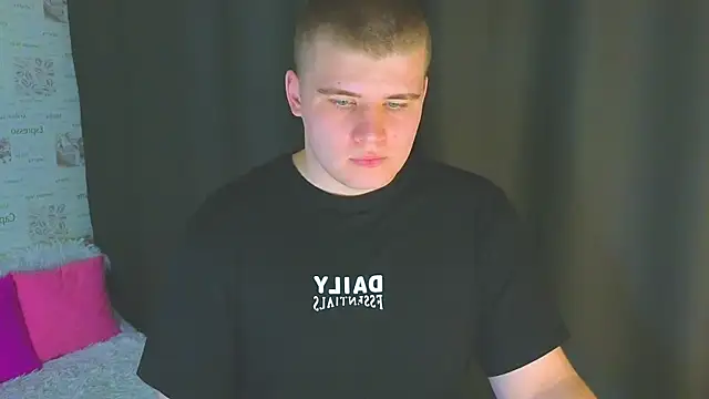 kittenmurr online show from October 8, 2:54 pm