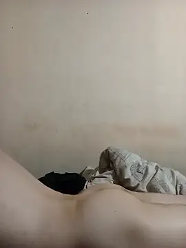 semi8969 online show from March 28, 5:57 pm