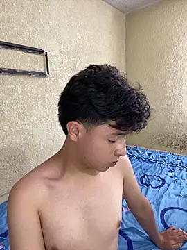 SamuelCharlin online show from March 13, 8:37 pm