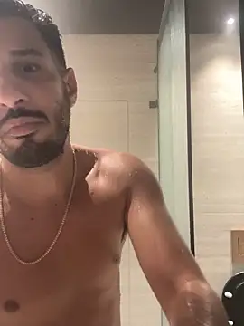 husbandandwifetobe online show from November 28, 8:16 am