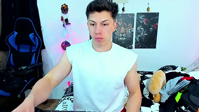 javiersexymann online show from January 27, 9:22 pm