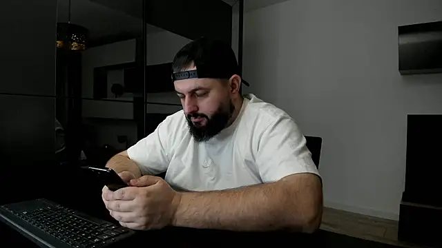 DravenPeak online show from March 11, 6:26 pm