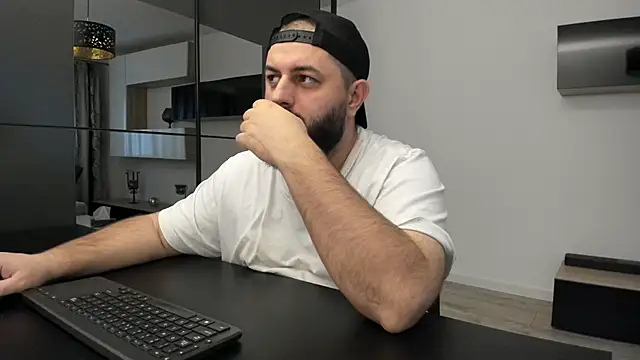 DravenPeak online show from November 23, 1:33 pm