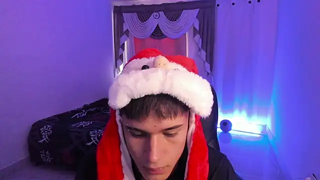 Aron Boyy online show from December 16, 8:16 pm