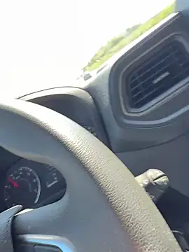 julienCr7 online show from April 15, 11:43 am