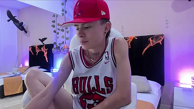 Nascary Fox online show from October 23, 8:34 pm