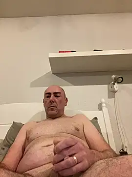 Richmcgee online show from February 21, 9:16 pm