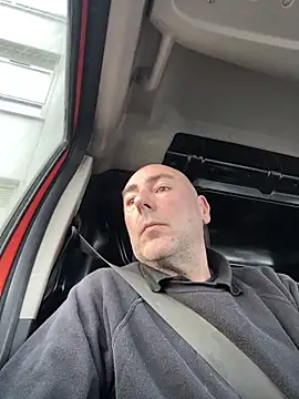 Richmcgee online show from March 30, 6:47 am