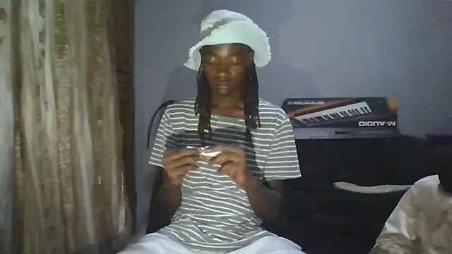 Nykho17 online show from December 15, 9:12 pm