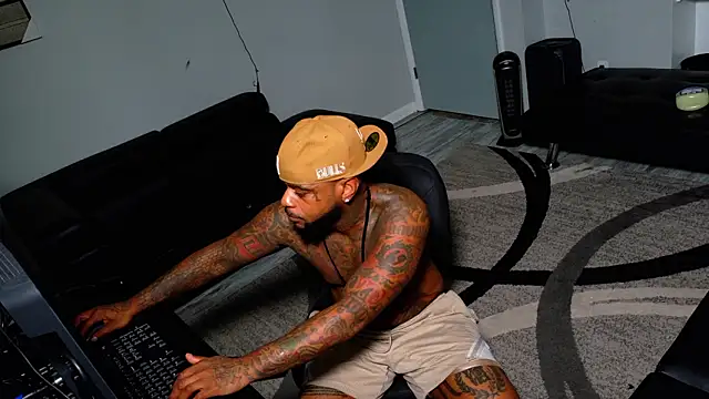 SLANGONDEMHOES online show from January 31, 7:11 pm