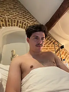 dock 75 online show from November 10, 9:47 am