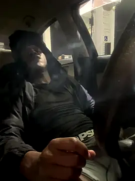 stressreliever94 online show from December 21, 10:34 am