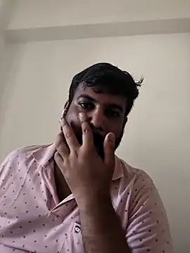 vinay smalldick online show from March 28, 11:10 am