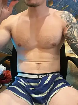 fronkie9384 online show from April 10, 2:24 pm