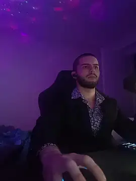 EyesNeverLies online show from February 6, 3:36 am