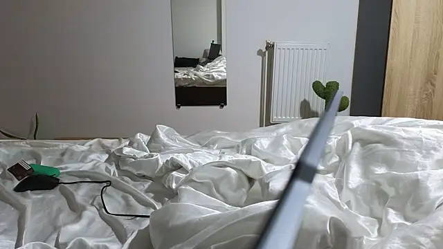 RyanStorm  online show from December 19, 6:05 pm