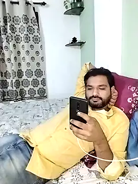 avi007p online show from November 27, 6:22 pm