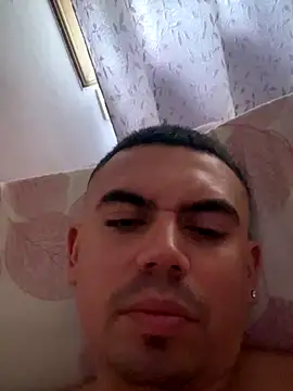 Snapshot of davidxxx099 chatting on October 17, 10:52 am davidxxx099 online show from October 17, 10:52 am