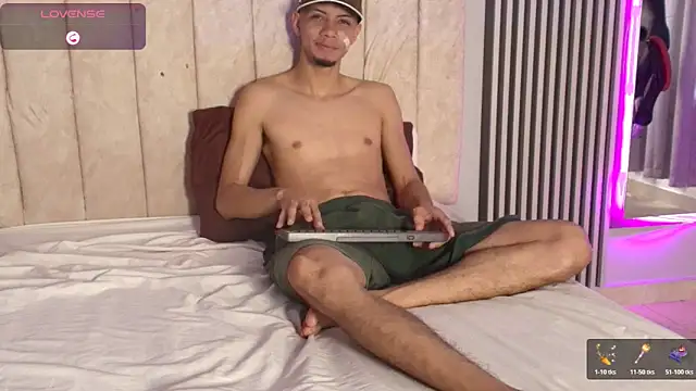 DustinandJordan online show from November 25, 1:02 pm