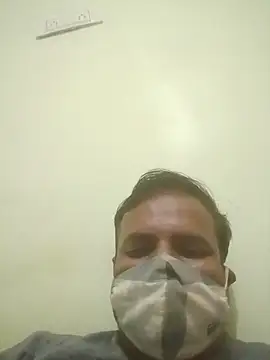 Snapshot of vardh033 chatting on October 19, 6:44 pm vardh033 online show from October 19, 6:44 pm