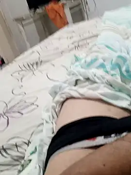 kelvinjesus34 online show from April 4, 3:31 pm