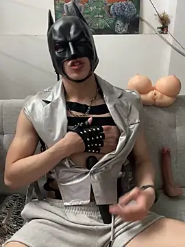 anhkiet huang online show from November 19, 4:07 pm