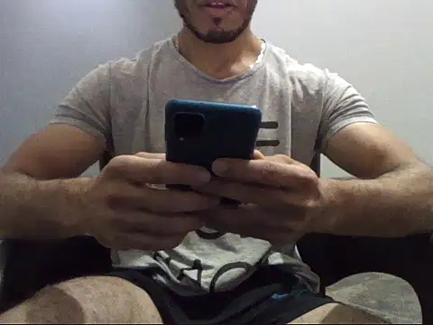 Snapshot of ahmedluxor1 chatting on October 16, 1:02 am ahmedluxor1 online show from October 16, 1:02 am