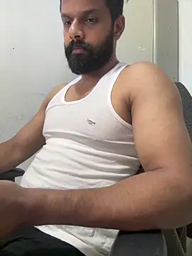 Vineeth3906 online show from April 7, 3:34 pm