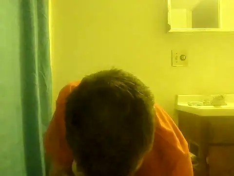 jizzyglizzy92 online show from April 18, 10:27 am