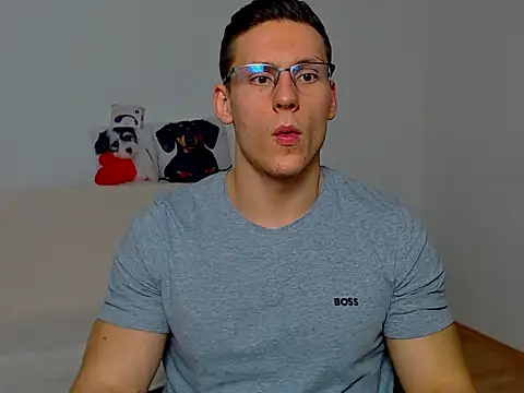 ZeinMiracles online show from October 7, 8:24 pm