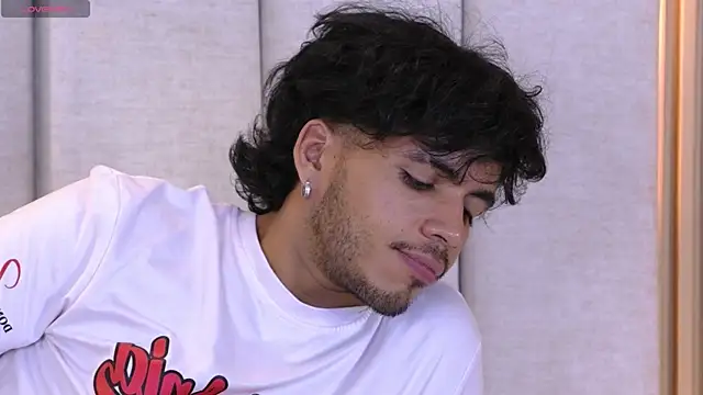 AlexanderJordan online show from September 11, 1:04 am