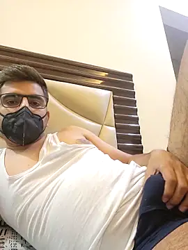 LoveGuruRA online show from November 11, 6:46 pm