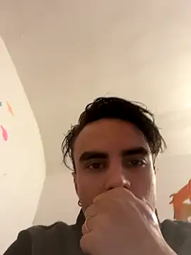 Snapshot of David_leons chatting on October 16, 11:29 am David leons online show from October 16, 11:29 am