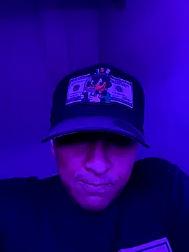 Jrivera22 online show from October 29, 6:27 am