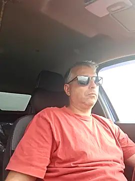 Snapshot of Doryan81 chatting on October 23, 8:07 am Doryan81 online show from October 23, 8:07 am