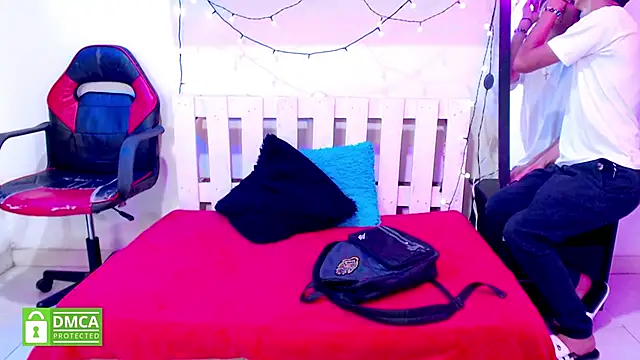 MAXIMILIANO  HOT online show from October 20, 8:35 pm