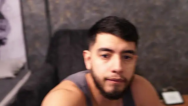 Snapshot of Nick_Vans chatting on October 2, 1:15 pm Nick Vans online show from October 2, 1:15 pm