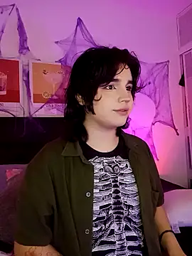 Snapshot of damienbeltmonth chatting on October 29, 11:29 pm damienbeltmonth online show from October 29, 11:29 pm