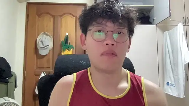 Passionatetwink2 online show from February 2, 11:40 am