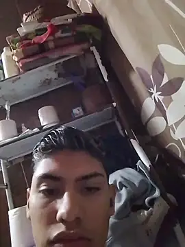 aispuro8505 online show from February 4, 5:19 pm