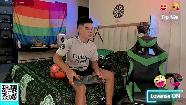 Jack castell online show from September 12, 11:10 am