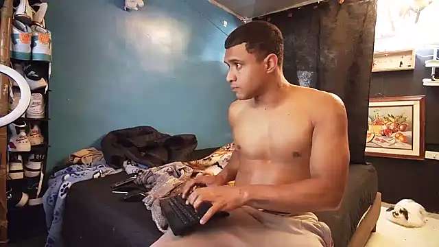 JoshuaMiller online show from September 21, 1:11 pm