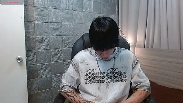 Iantwink18 online show from January 9, 6:18 am