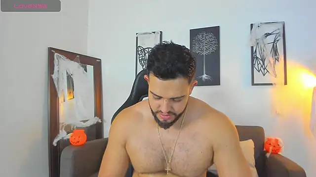 Justin kingX7 online show from October 26, 1:07 am