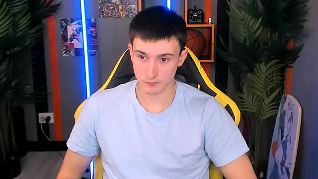 David  Diamond online show from December 4, 4:14 pm