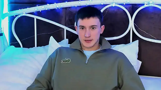 David  Diamond online show from December 2, 4:32 pm