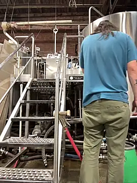 crashnasty online show from April 17, 9:50 pm