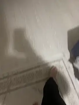 banuemre28 online show from December 18, 8:05 pm