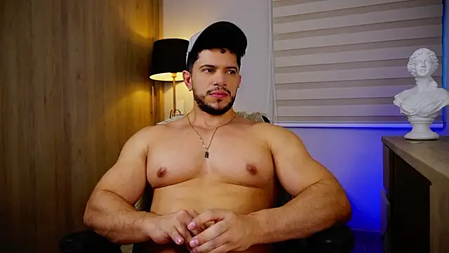 Erick Thompsonx online show from March 19, 10:35 pm