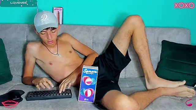 Maikol Ortiz online show from October 10, 12:43 pm